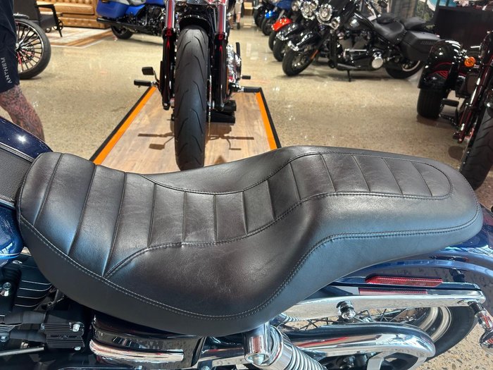 2012 Harley-Davidson Dyna Super Glide Custom 1584 (FXDC) Dyna Blue