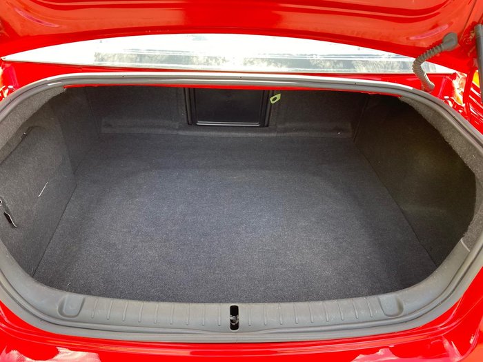 2012 Holden Commodore SV6 VE Series II MY12 Redhot