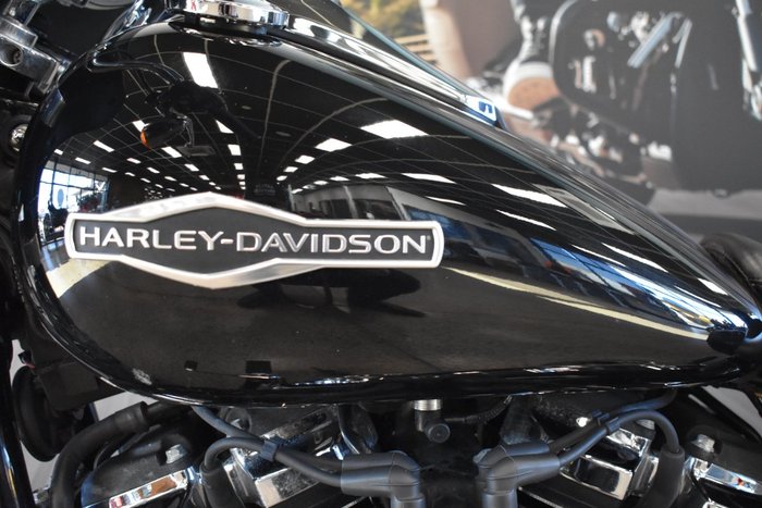 2020 HARLEY-DAVIDSON FLSB SPORT GLIDE