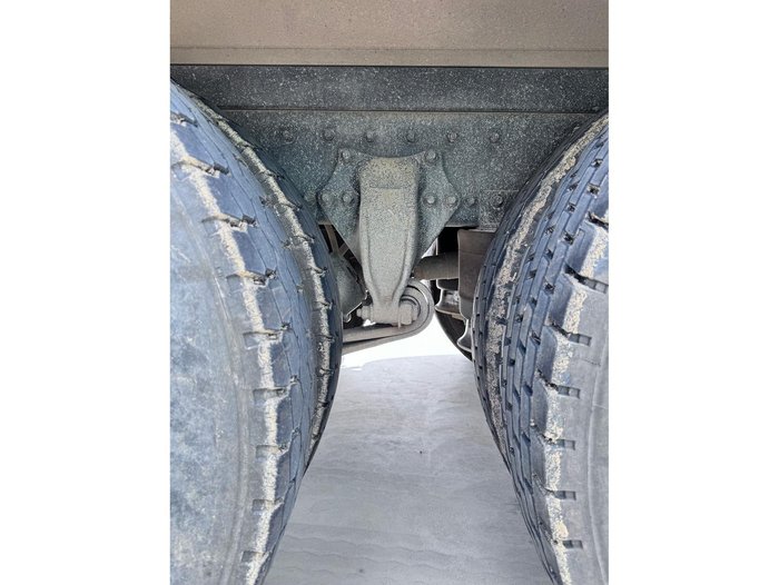 1998 Freightliner Fl80