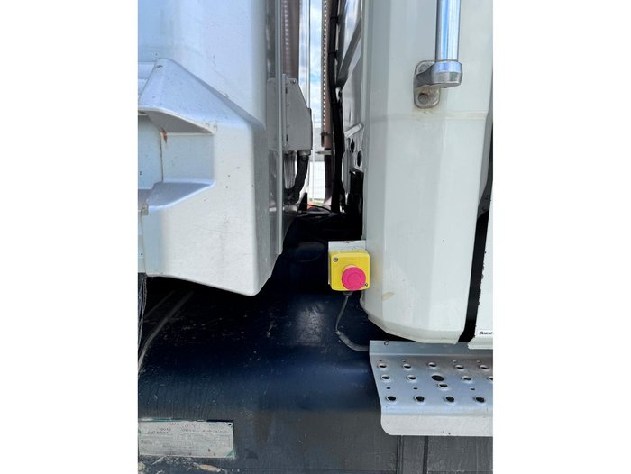 1998 Freightliner Fl80