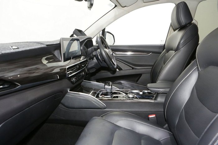 2020 LDV D90 Executive