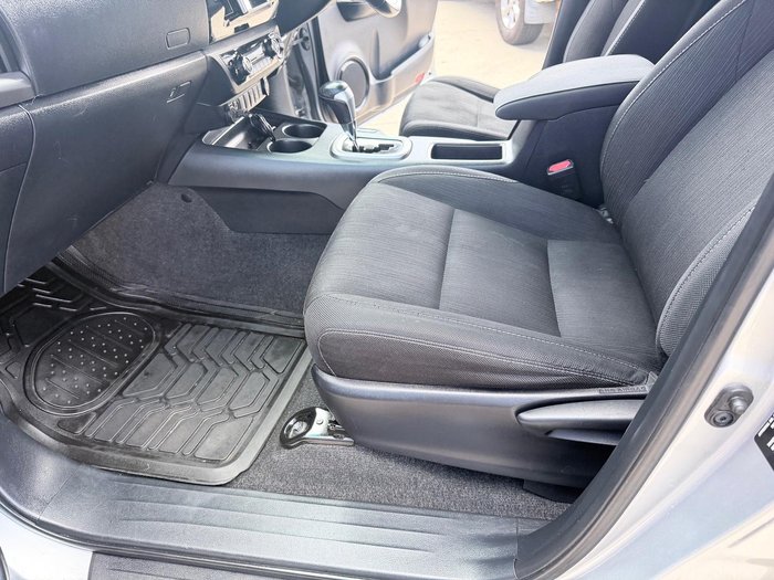 2015 Toyota Hilux SR5 GUN126R 4X4 Dual Range Silver Sky