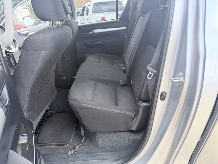 2015 Toyota Hilux SR5 GUN126R 4X4 Dual Range Silver Sky