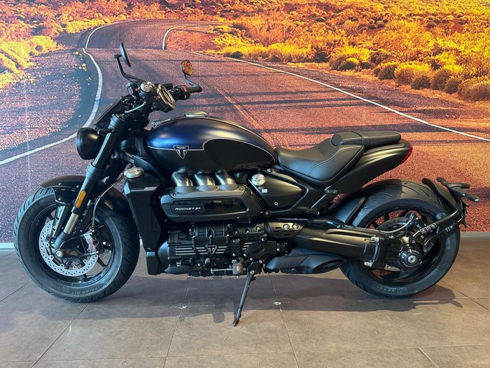 2025 Triumph Rocket 3 R Storm Rocket Blue
