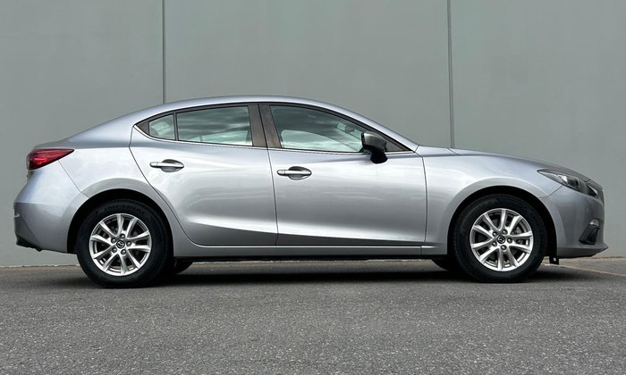2016 Mazda 3 Maxx