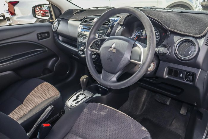 2016 Mitsubishi Mirage ES