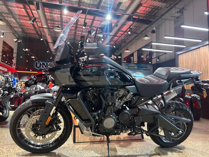 2025 Harley-Davidson Pan America 1250 Special Pan America Black