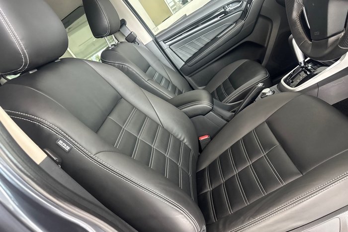 2019 Isuzu MU-X LS-T