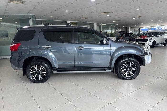 2019 Isuzu MU-X LS-T