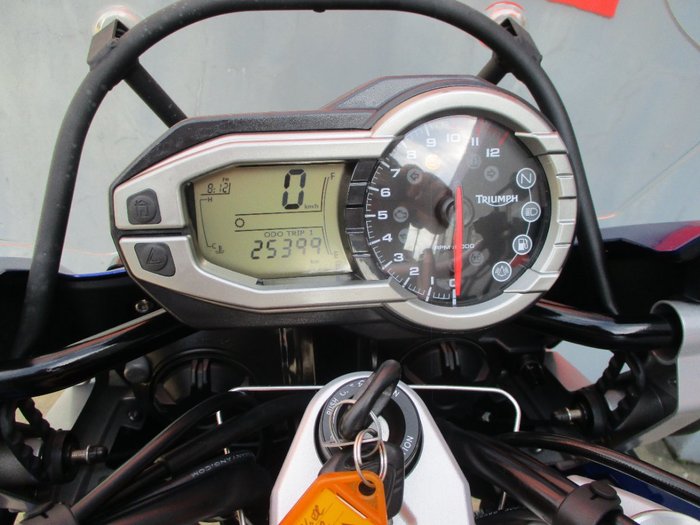 2012 Triumph TIGER EXPLORER BLUE