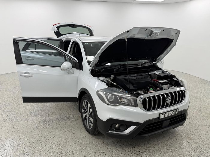2018 Suzuki S-Cross Turbo Prestige JY Cool White