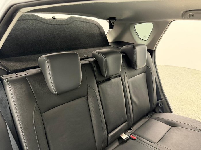 2018 Suzuki S-Cross Turbo Prestige JY Cool White