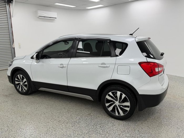 2018 Suzuki S-Cross Turbo Prestige JY Cool White
