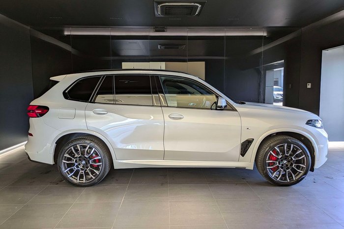 2025 BMW X5 xDrive30d M Sport