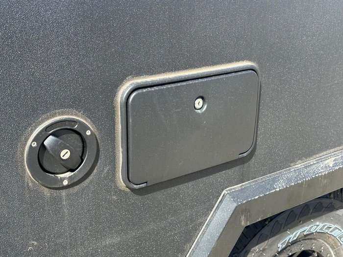 2025 LPT Caravans 1700F- Qb-25