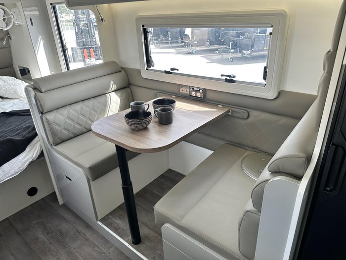 2025 LPT Caravans 1700F- Qb-25