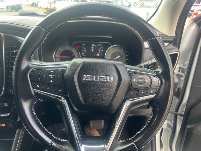 2021 Isuzu MU-X LS-T MY21 4x2 Moonstone White