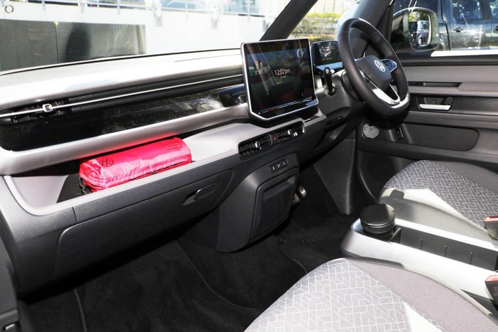 2026 Volkswagen ID. Buzz Pro BEV560