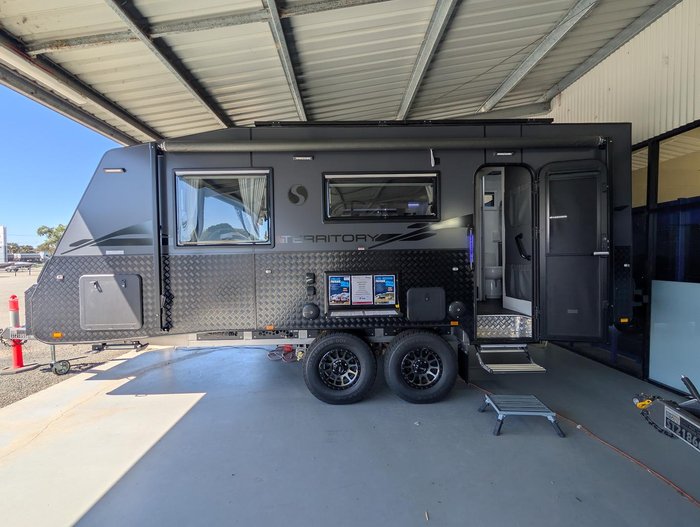 2026 Supreme Territory 1860_R_K1e3_T Cruisemaster Atx Bcs