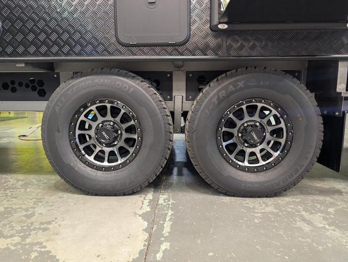 2026 Supreme Executive 2200_R_K3e7_T