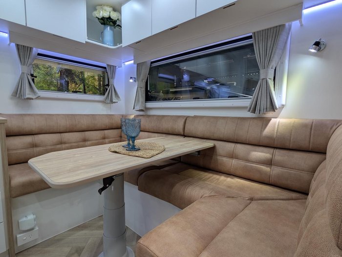 2026 Supreme Executive 2200_R_K3e7_T