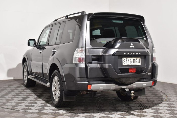 2015 Mitsubishi Pajero GLX