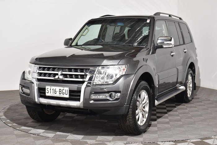 2015 Mitsubishi Pajero GLX