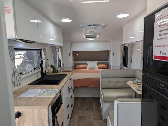 2026 Supreme Territory 2000_R_K1e1_T Cruisemaster Atx Bcs