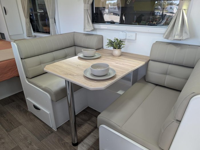 2026 Supreme Territory 2000_R_K1e1_T Cruisemaster Atx Bcs