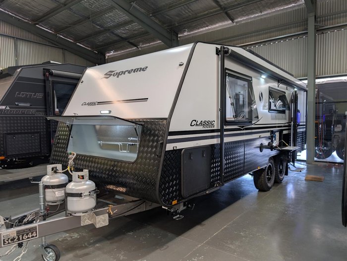 2026 Supreme Classic Tourer 2160_R_K1e1_T