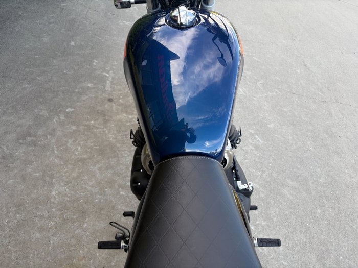 2024 Royal Enfield INTERCEPTOR 650 E5 CLASSIC BARCELONA