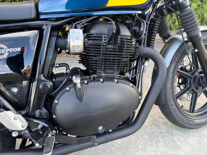 2024 Royal Enfield INTERCEPTOR 650 E5 CLASSIC BARCELONA