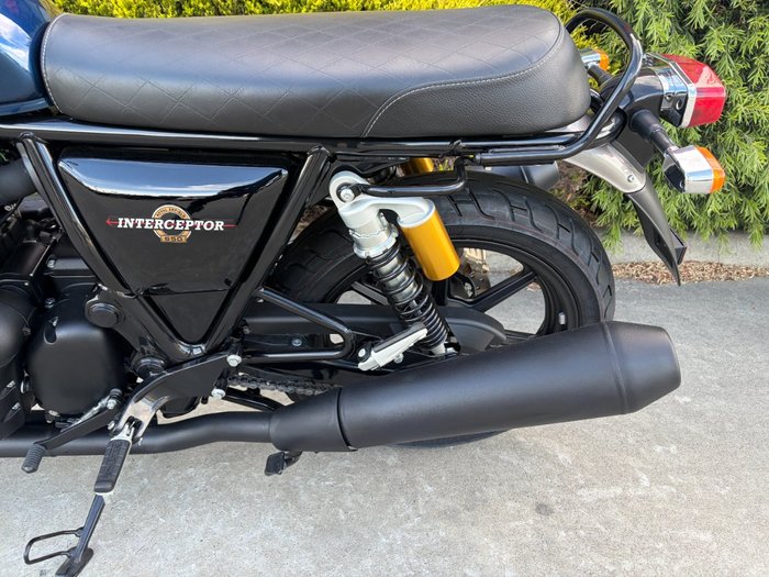 2024 Royal Enfield INTERCEPTOR 650 E5 CLASSIC BARCELONA