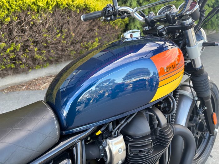 2024 Royal Enfield INTERCEPTOR 650 E5 CLASSIC BARCELONA
