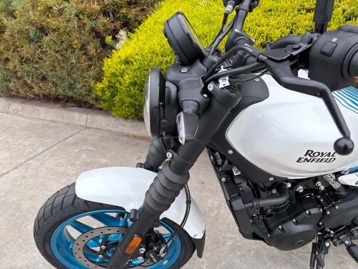 2026 Royal Enfield Guerrilla 450 Brava Blue