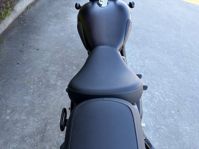 2026 Royal Enfield CLASSIC 350 DARK Black