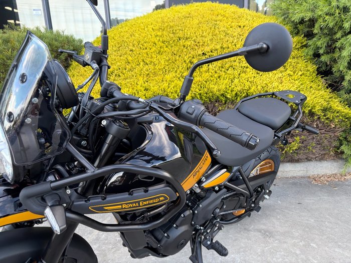 2026 Royal Enfield HIMALAYAN 450 Hanle Black