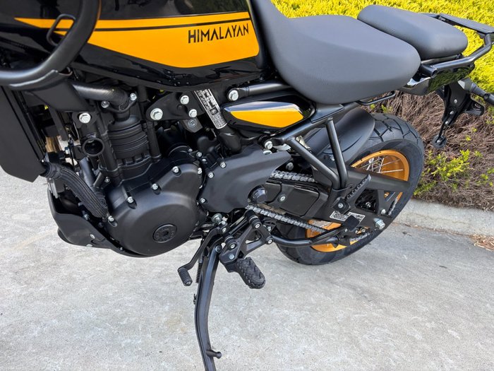 2026 Royal Enfield HIMALAYAN 450 Hanle Black