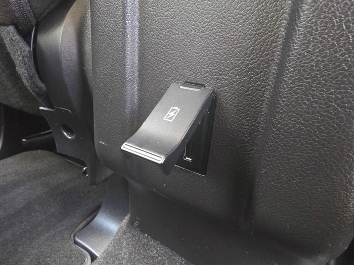 2021 Mitsubishi Outlander ES