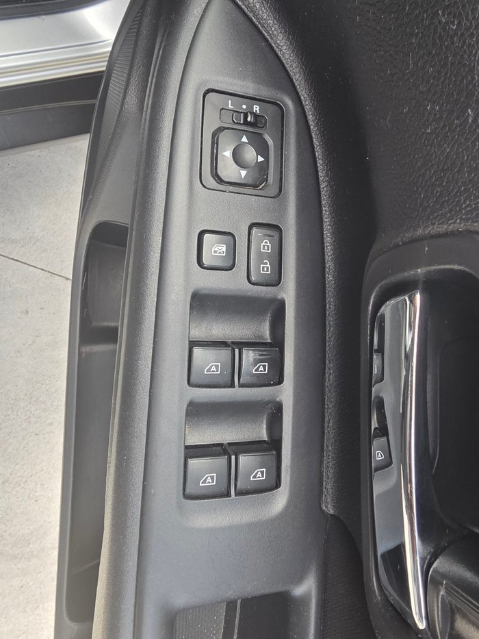 2021 Mitsubishi Outlander ES