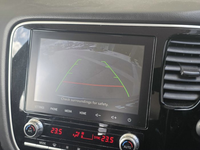 2021 Mitsubishi Outlander ES