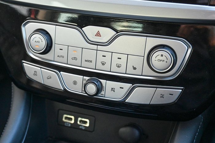 2023 GWM Ute Cannon Vanta NPW 4X4 Dual Range Scarlet Red