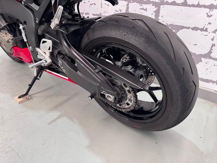 2017 Honda CBR1000RRA ABS Fireblade Fireblade Red