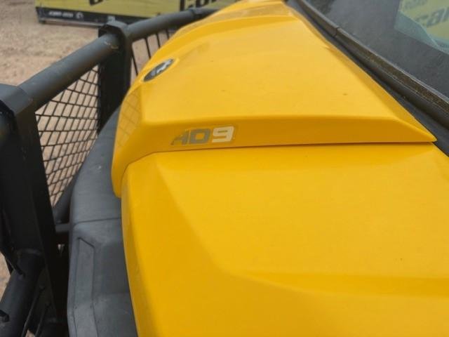 2021 Can-am HD 9 XU