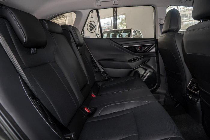 2025 Subaru Outback AWD Touring XT
