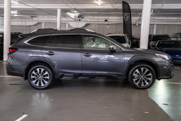 2025 Subaru Outback AWD Touring XT