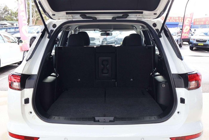 2024 Mitsubishi Outlander ES