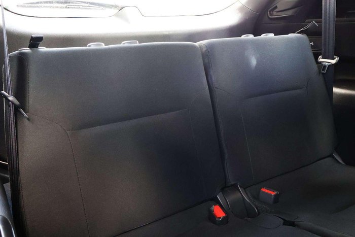 2024 Mitsubishi Outlander ES