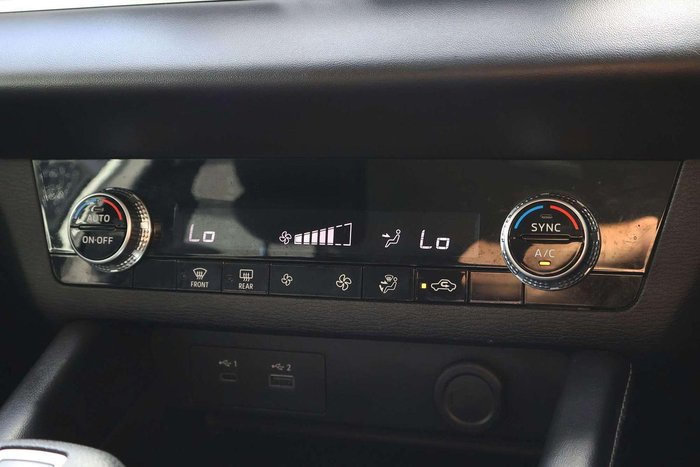 2024 Mitsubishi Outlander ES